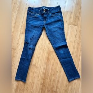 Low rise American Eagle skinny jeans
